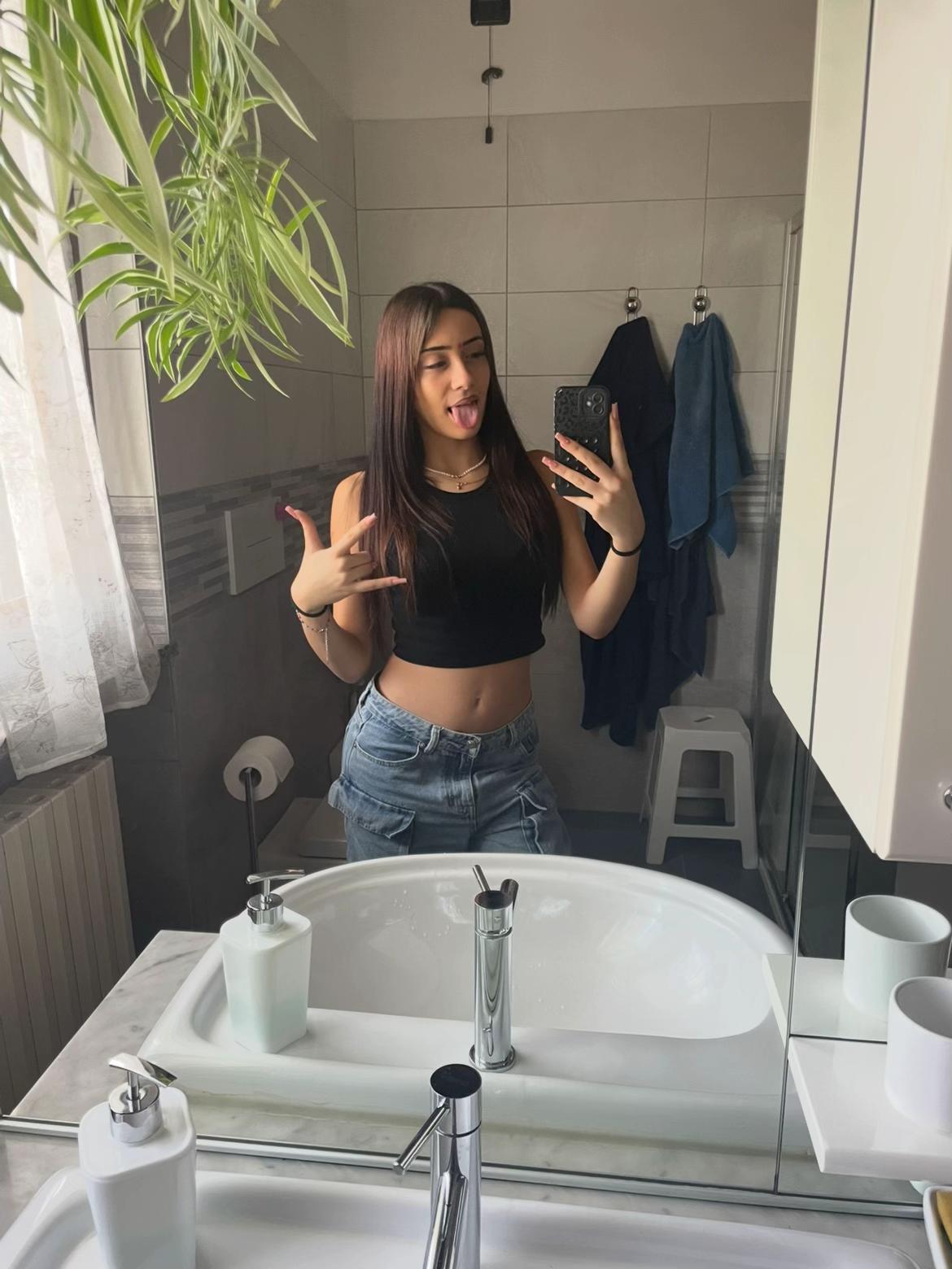 @mqtilde