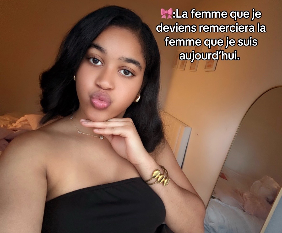 @Leilla♡🎀