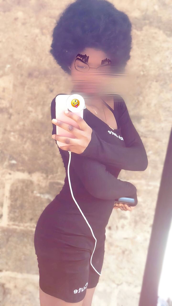 @𝓔𝓢𝓣𝓗𝓔𝓡🍃🥹💕