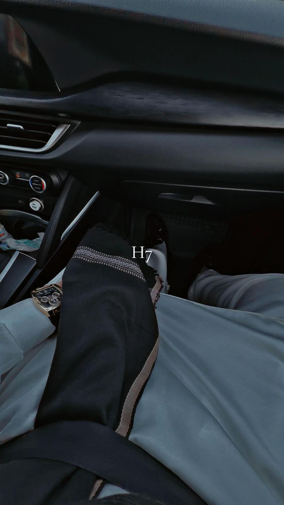 @H7