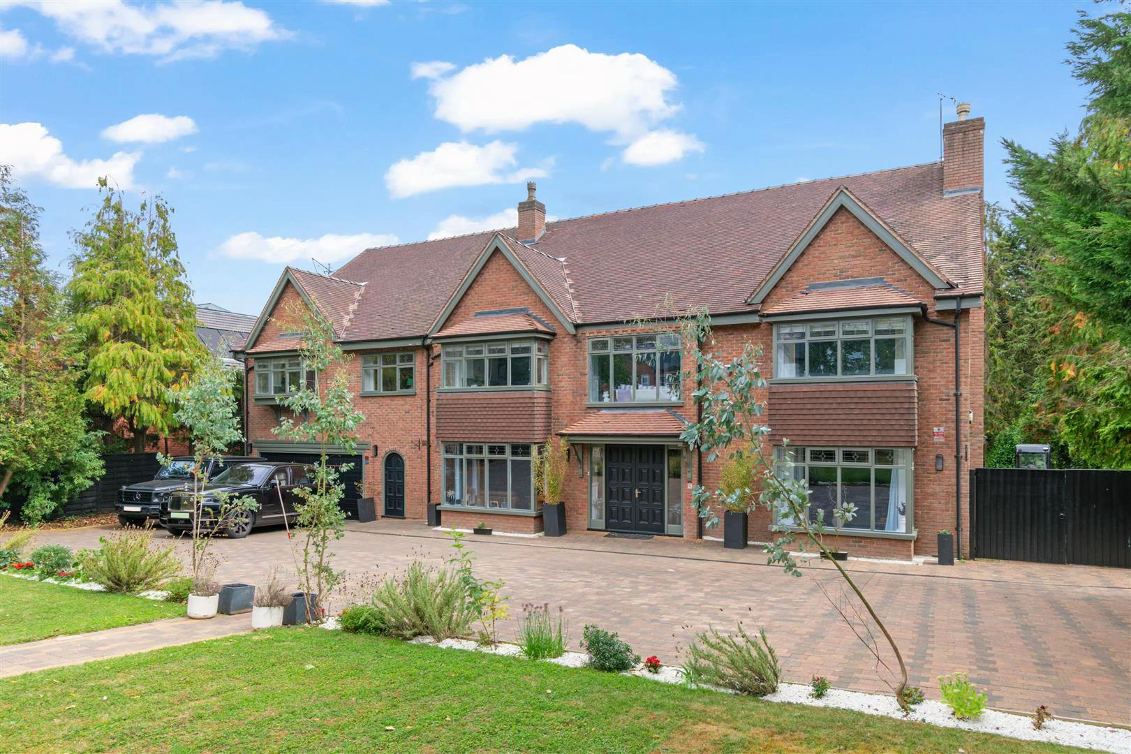 @Upscale Developments UK 🇬🇧