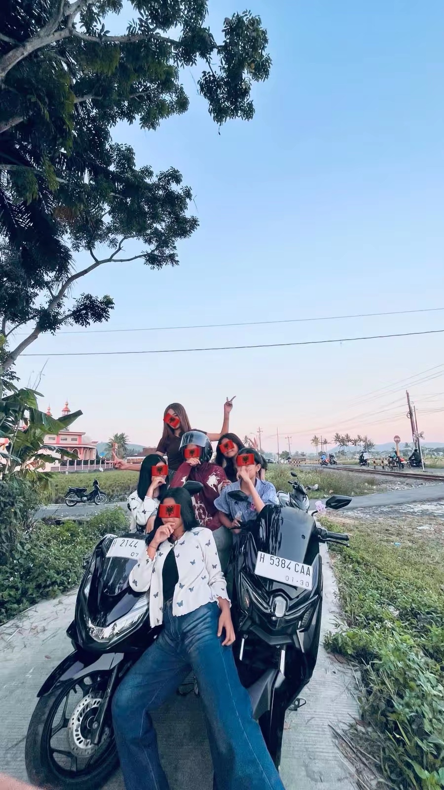 @Hii, Ini amoyy