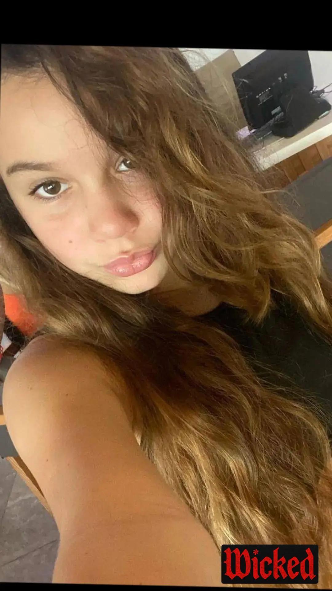 @ROSA 🌹