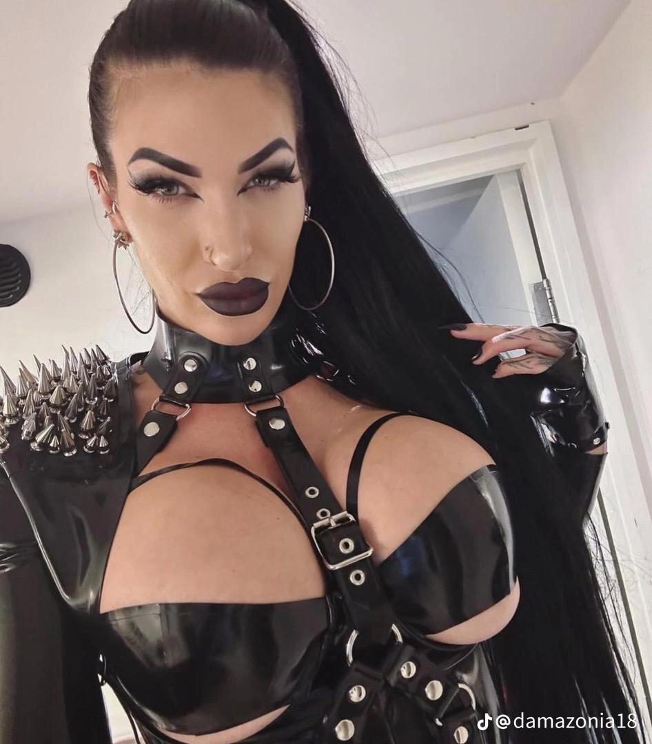 @Mistress Damazonia