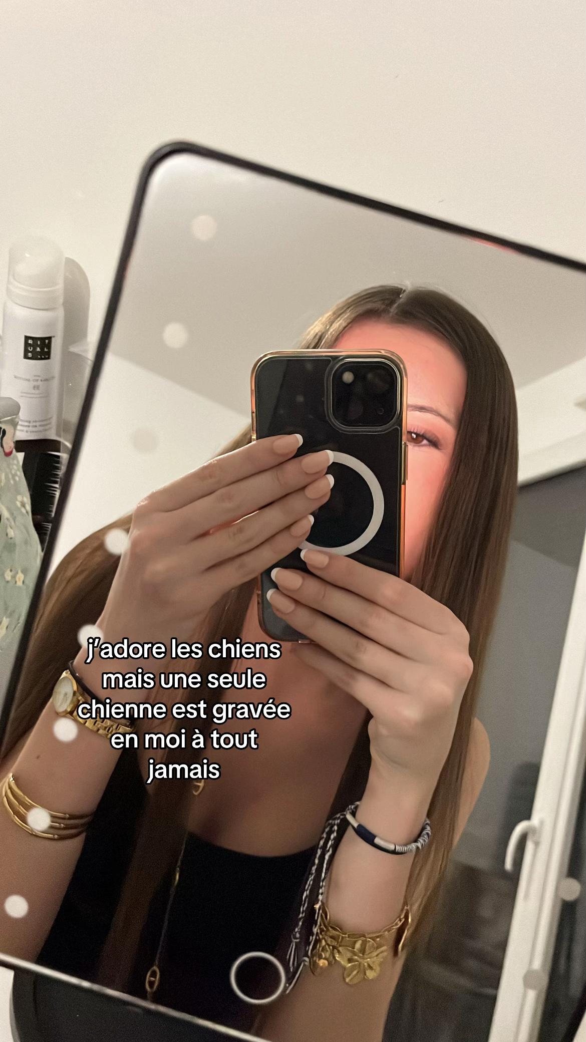 @✰𝐿ǝ𝑎✰