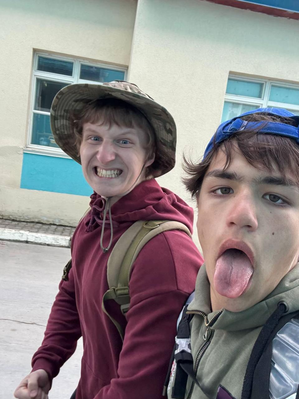 @Локау