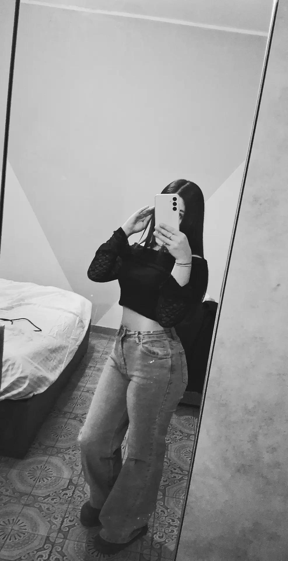 @𝓷𝓸𝓮𝓶𝓲