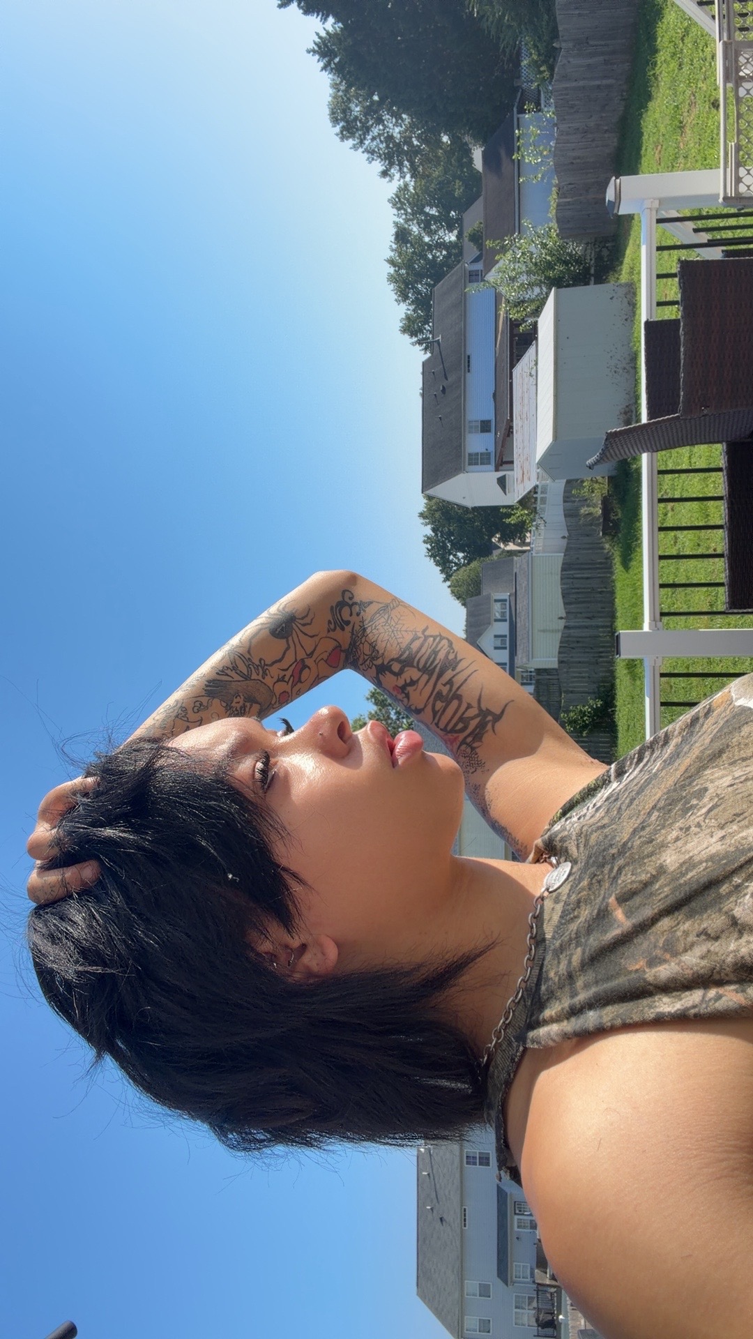 @Navadaqueen