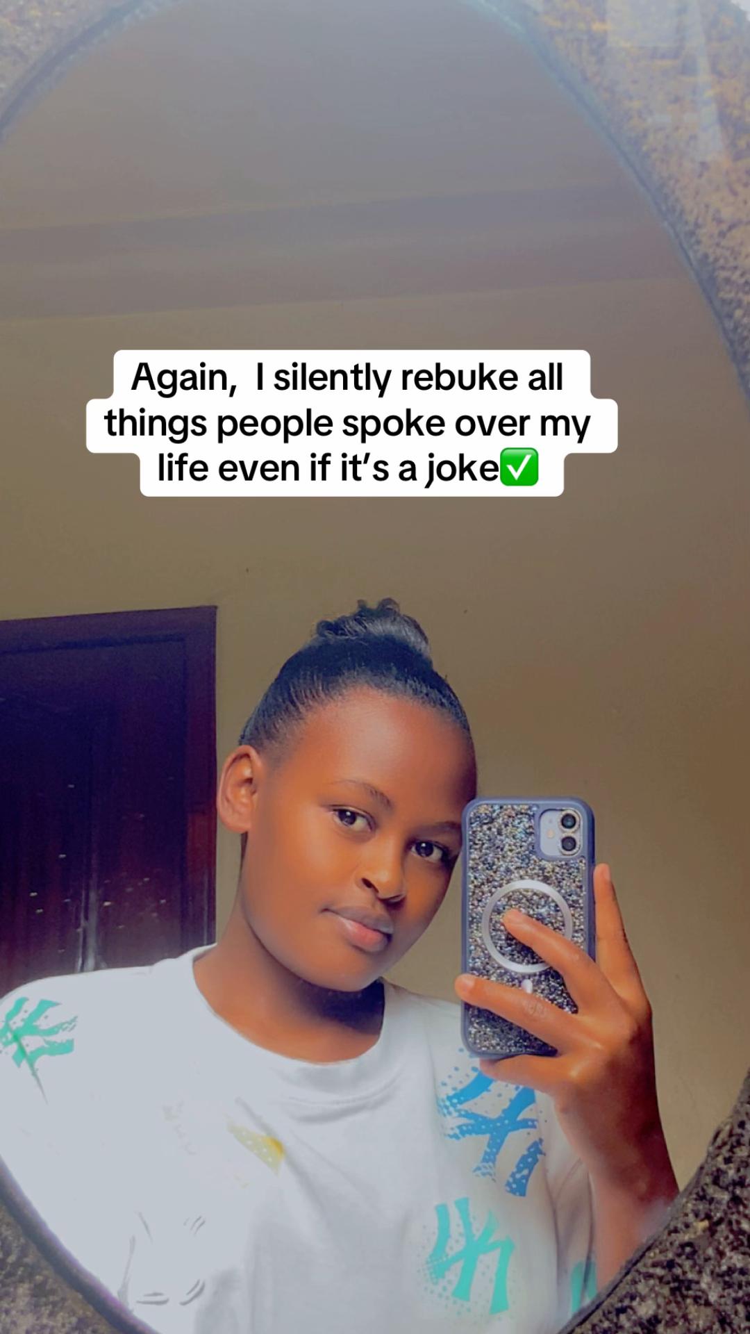 @Lyn🇺🇬