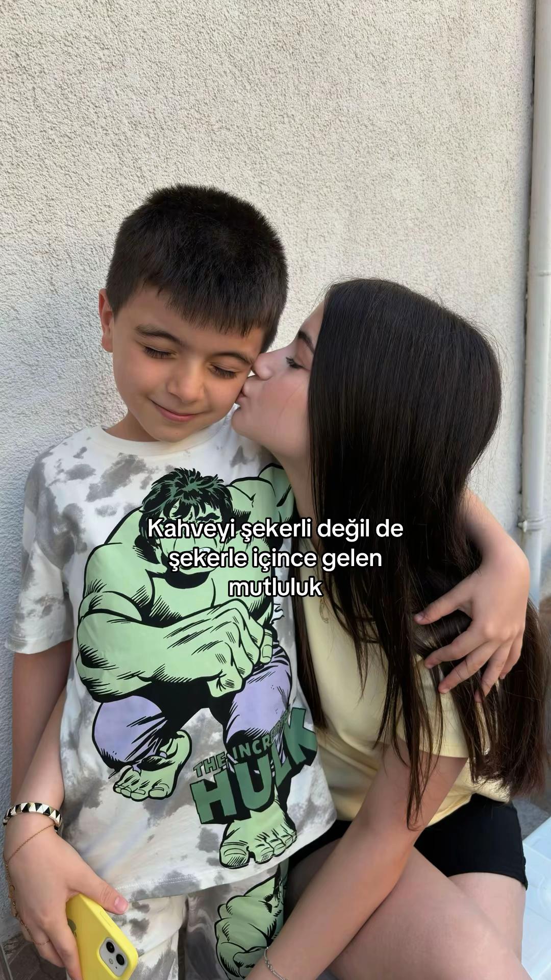 @Zehra🪽