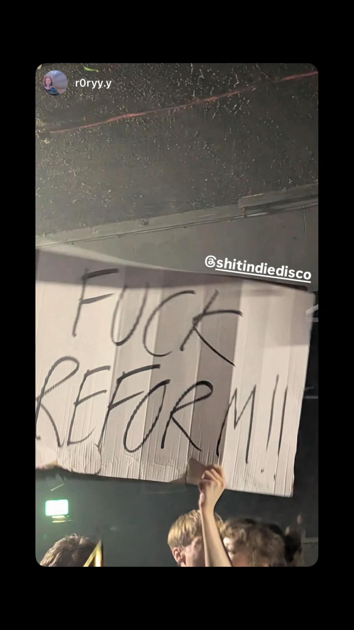 @Shit Indie Disco