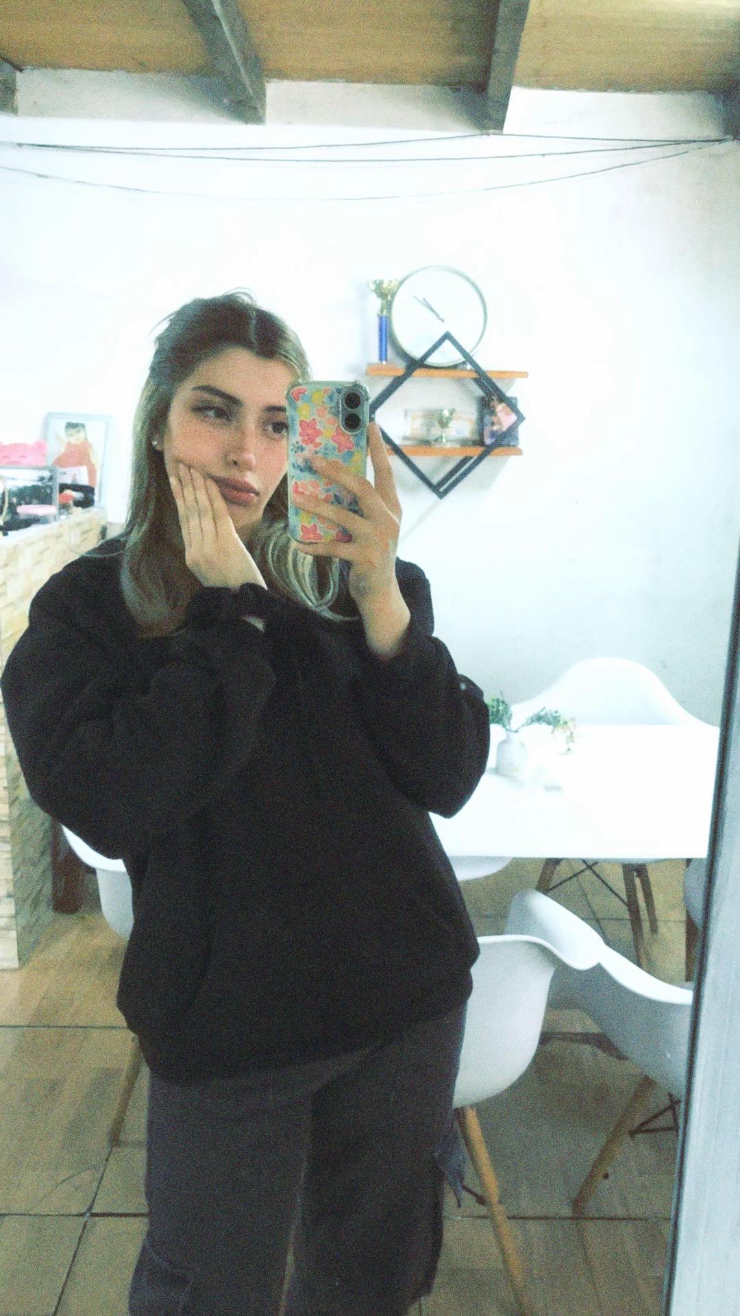@Yaliana🍀