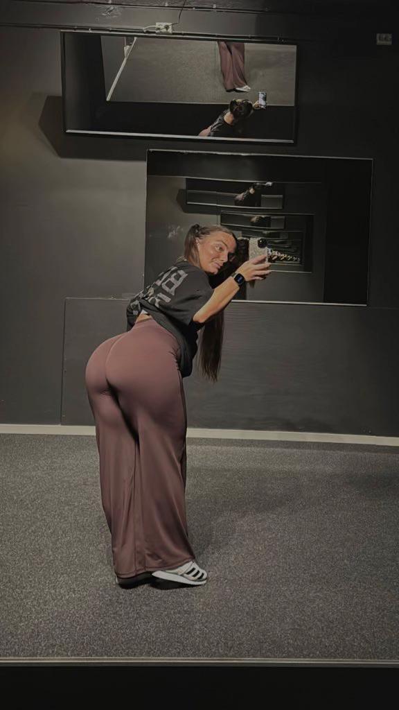 @Emz
