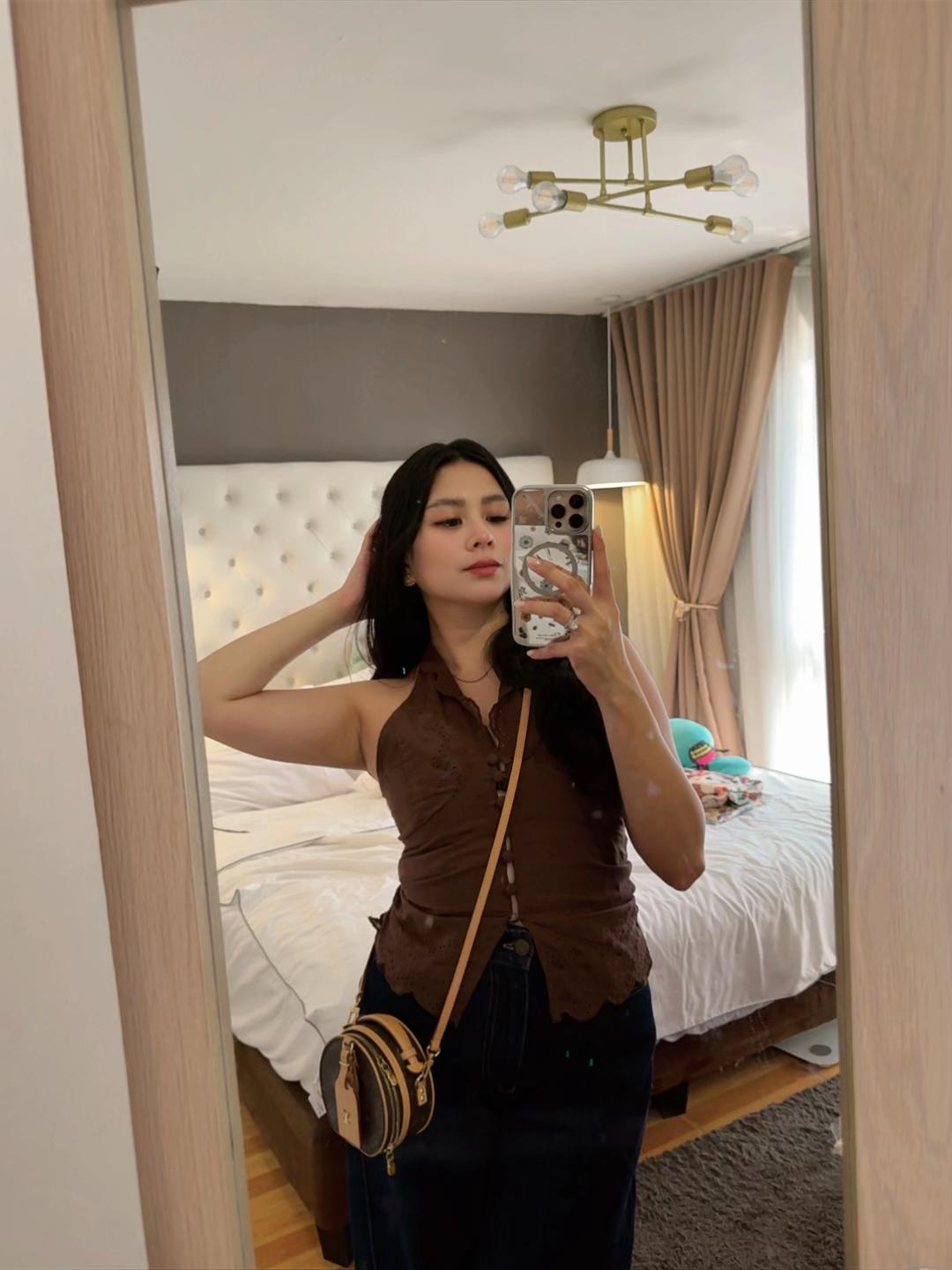 @jjmlldns on IG