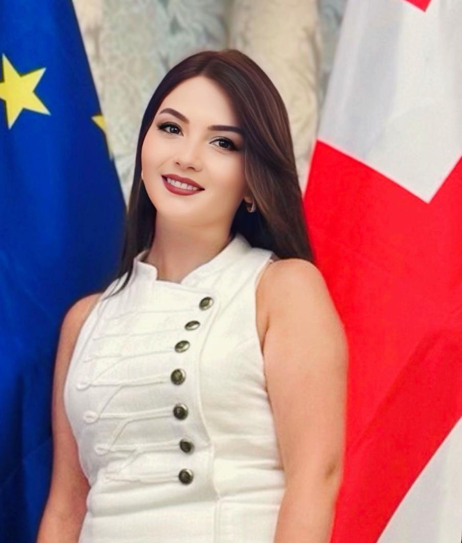 @NARGIZ ALIYEVA