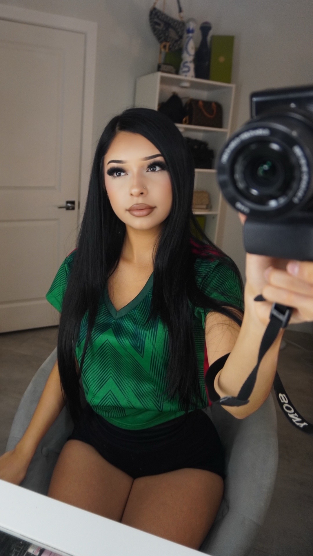@𝓜