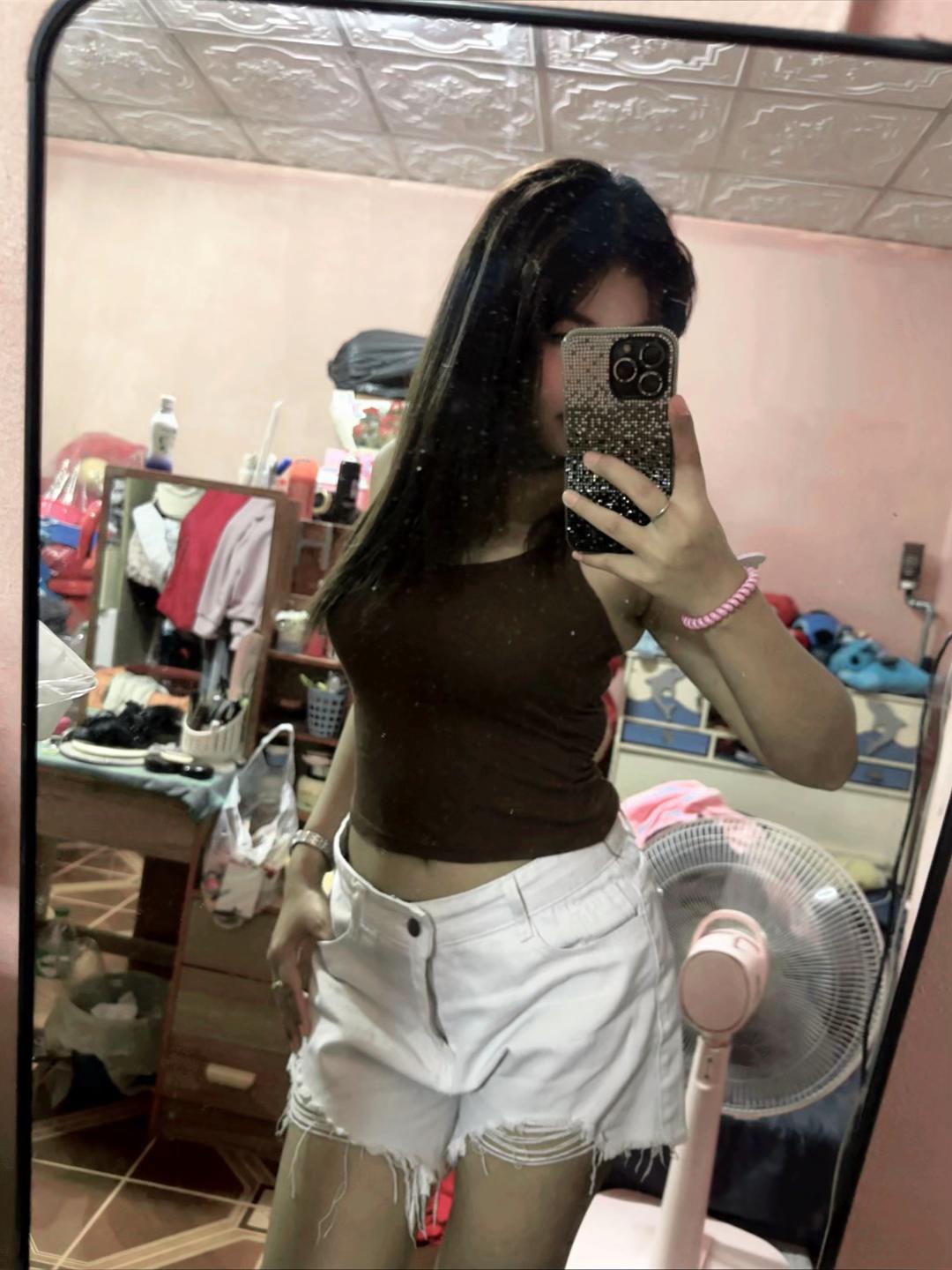 @Chompoo