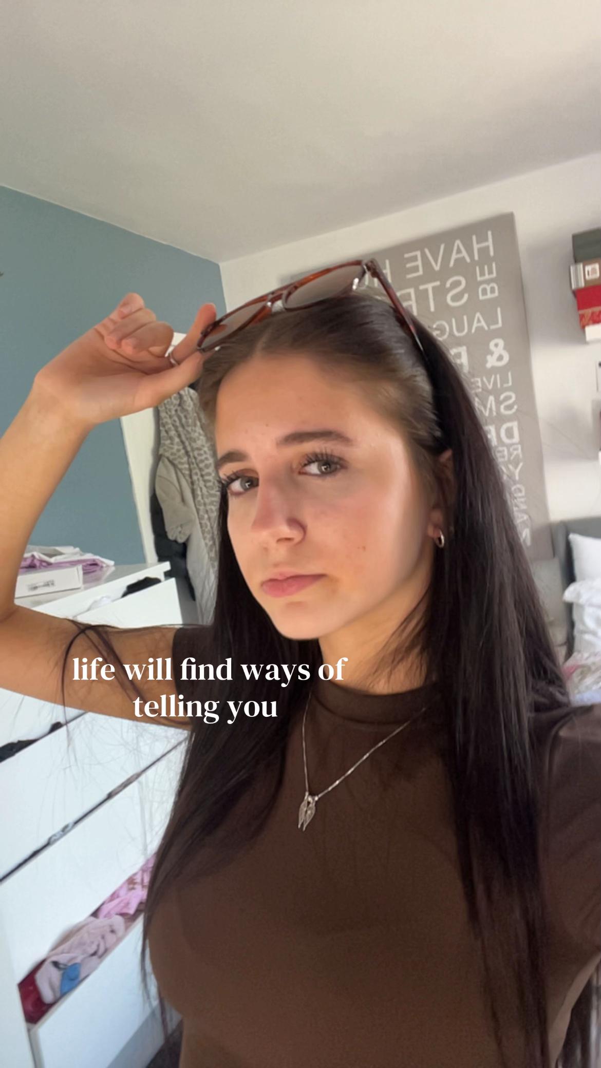 @𝐛ꨄ