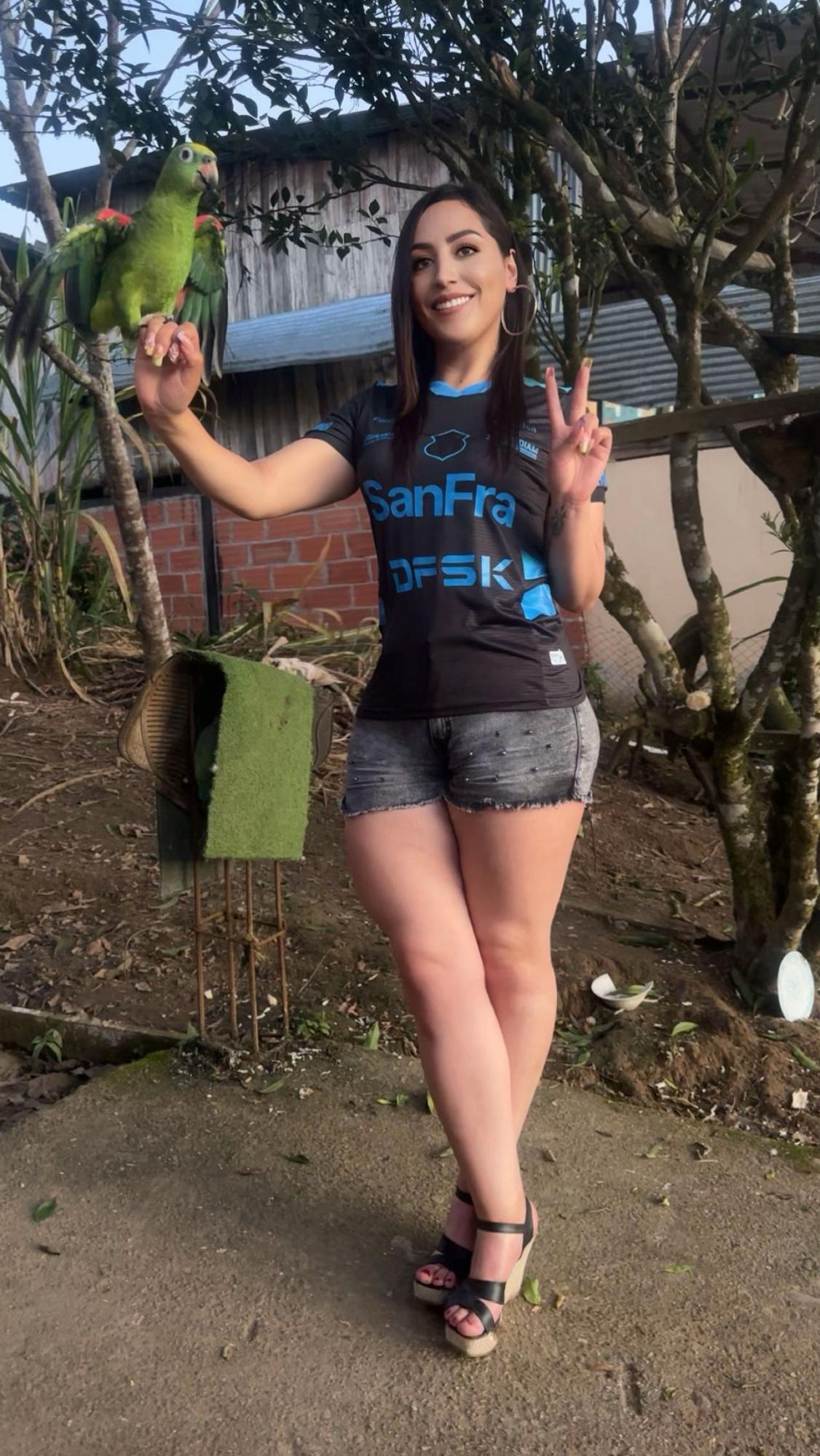 @Noemy