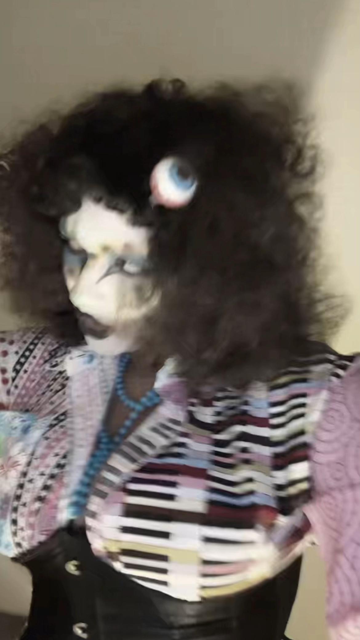 @•🦇𓋹ꩇׁׅ݊ꫀׁׅܻᧁׁɑׁׅ֮ꪀׁׅ𓋹🦇•