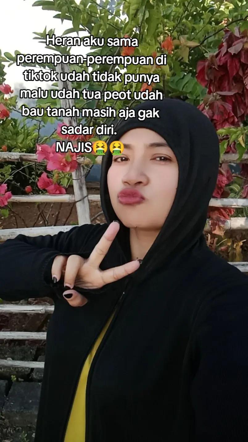 @"momsLhy85"
