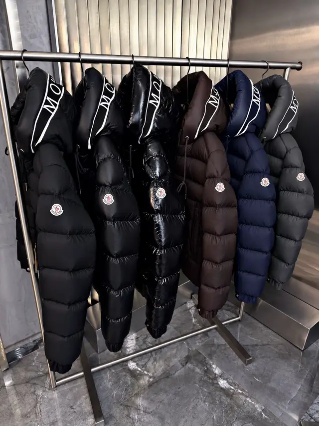 @Lucca Clothing®