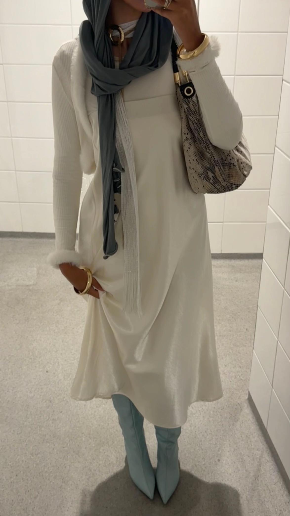 @تينا
