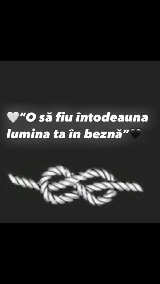 @𝓜𝓮𝓵𝓸𝓭𝓲𝓲🖤♾