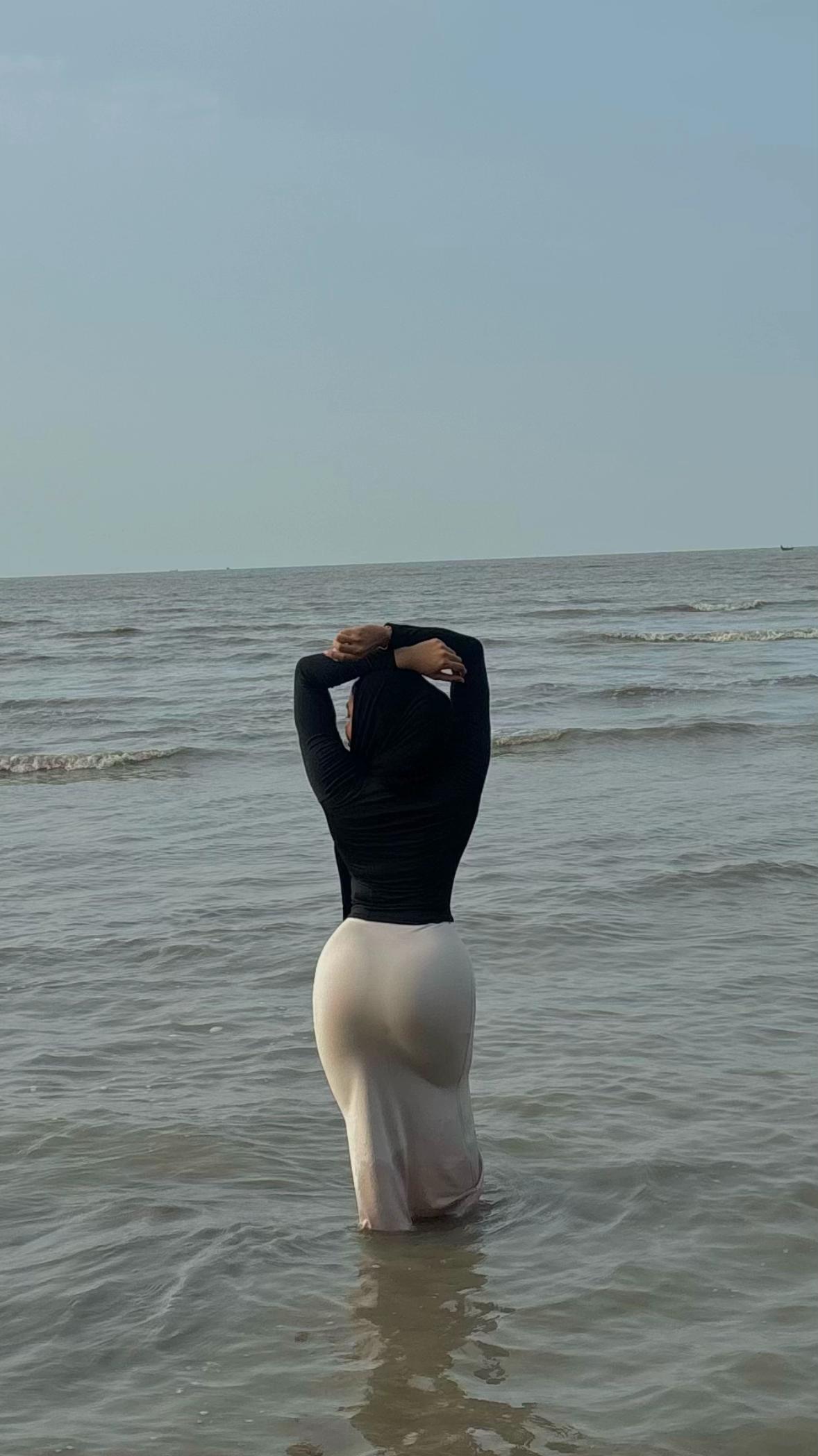 @khairaninana