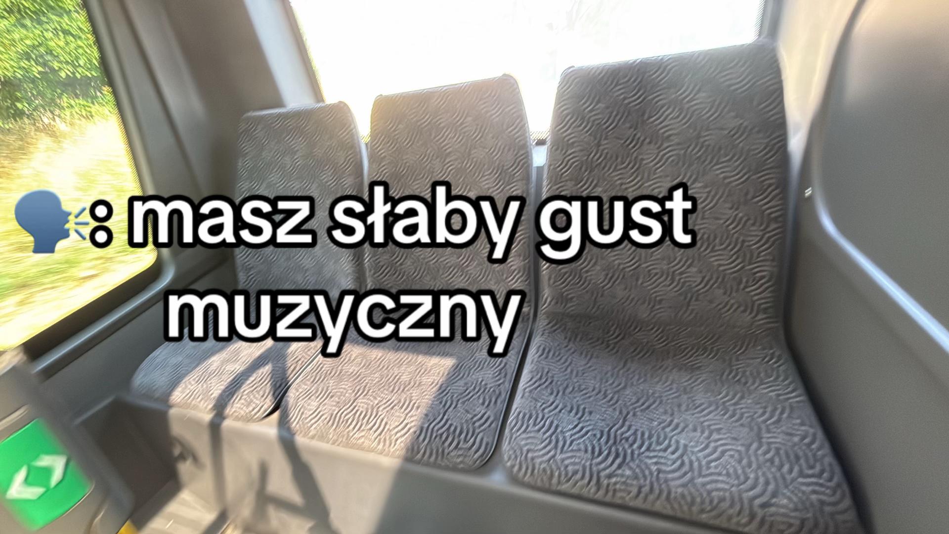 @Wiczka_206