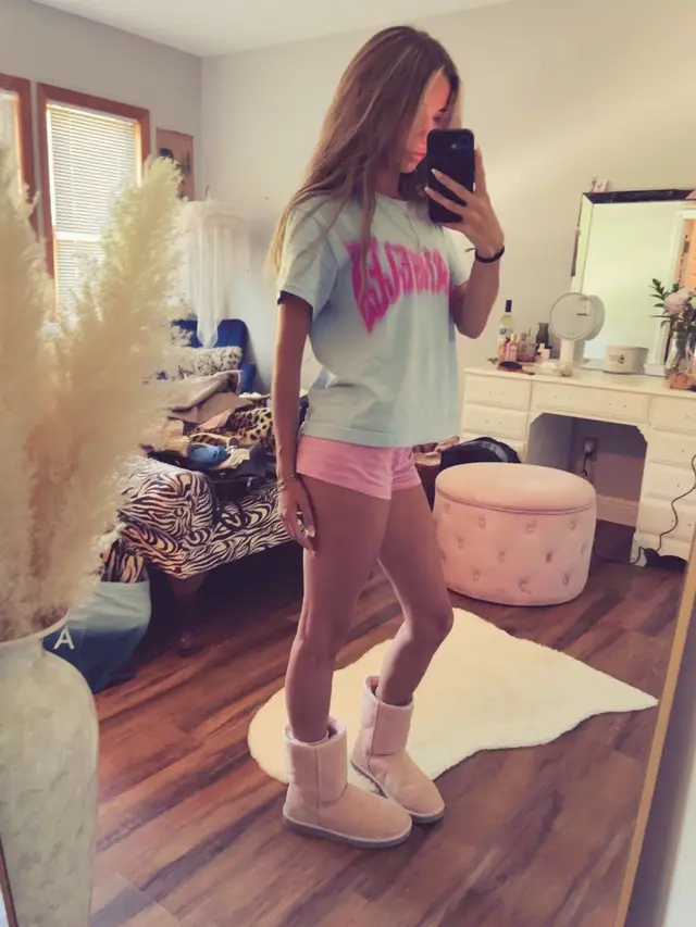 @bella