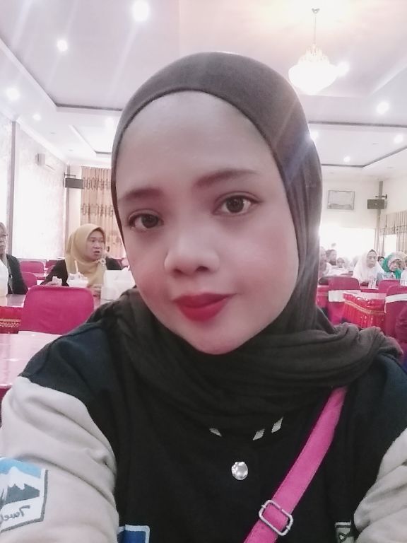 @Uni Risna