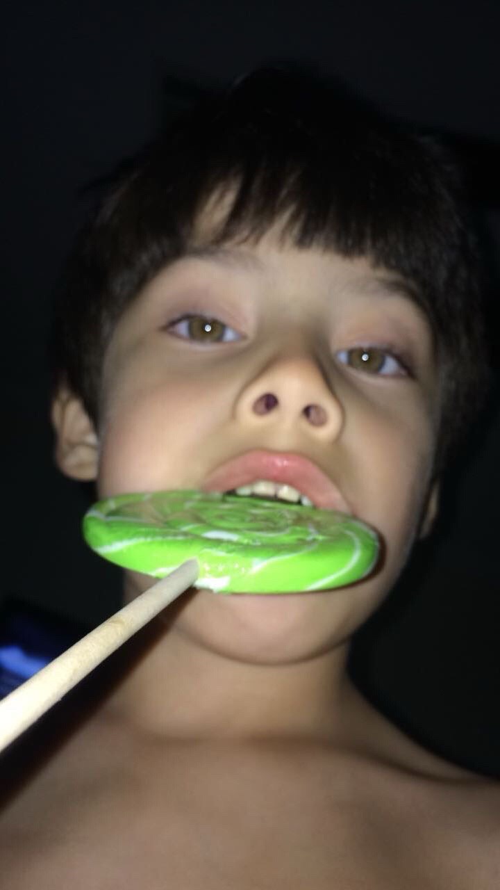 @￶