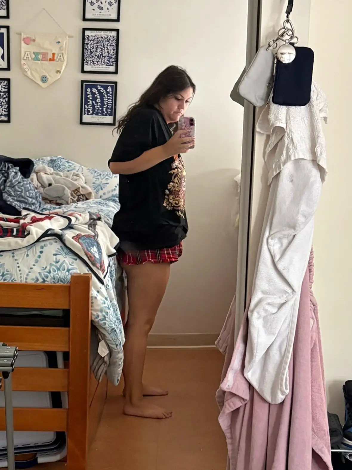 @user493929460