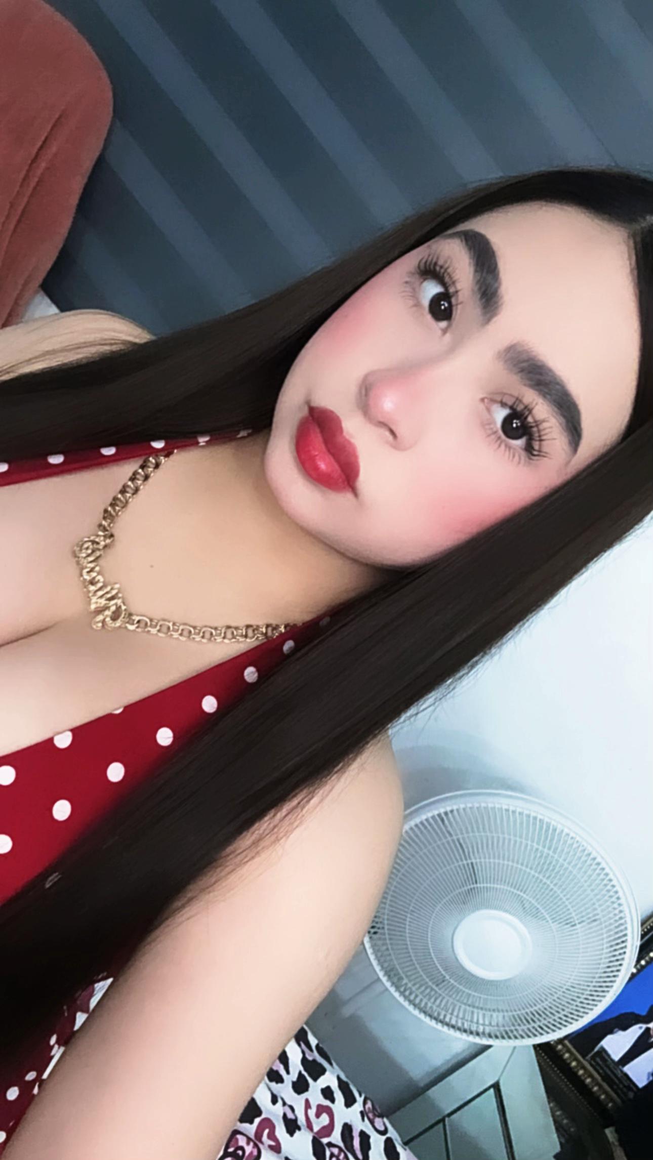 @𝓝★