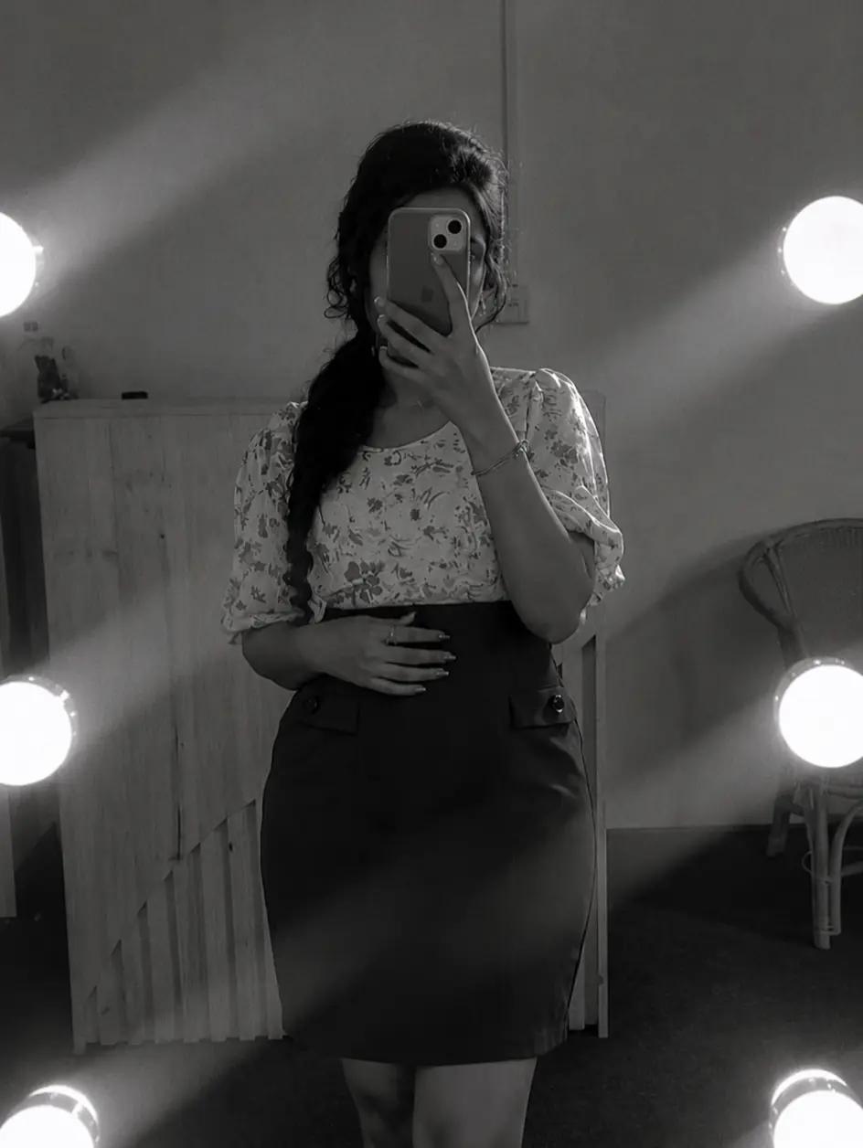 @𝐌𝐚𝐋𝐬𝐇𝐢 💕