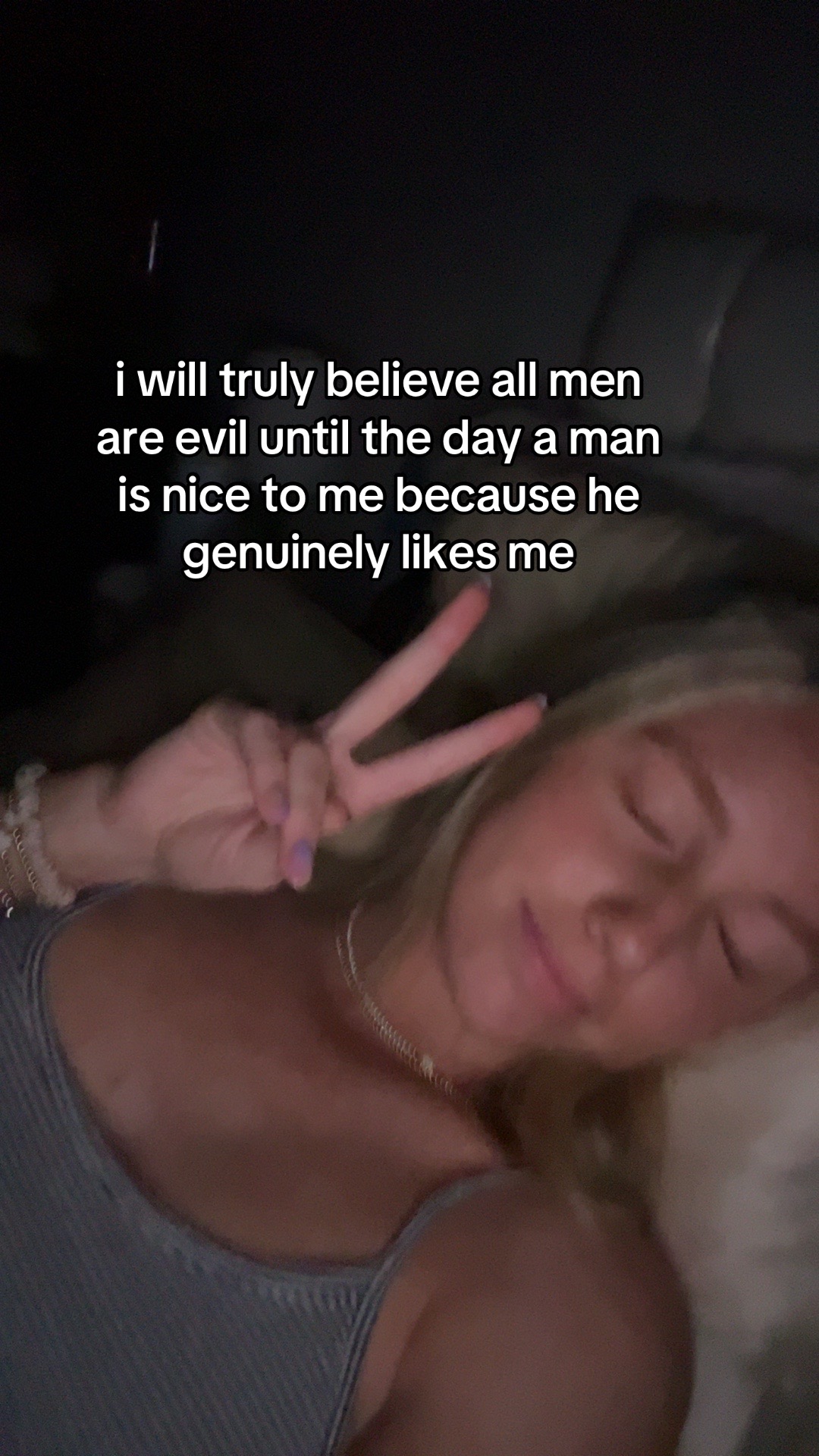 @🧜🏼&zwj;♀️🪩😘
