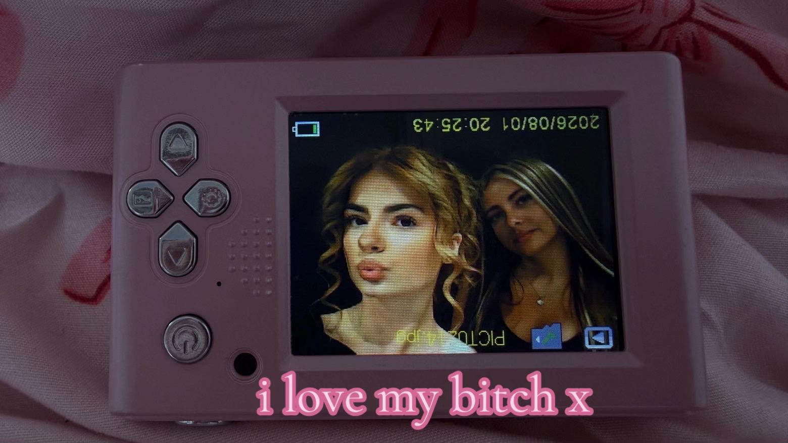 @em+el vlogs🩷