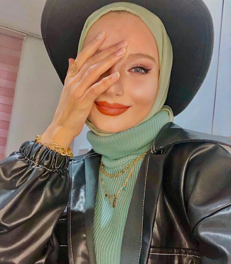 @MELİKEEEE🧚♀️🌹🧚♀️