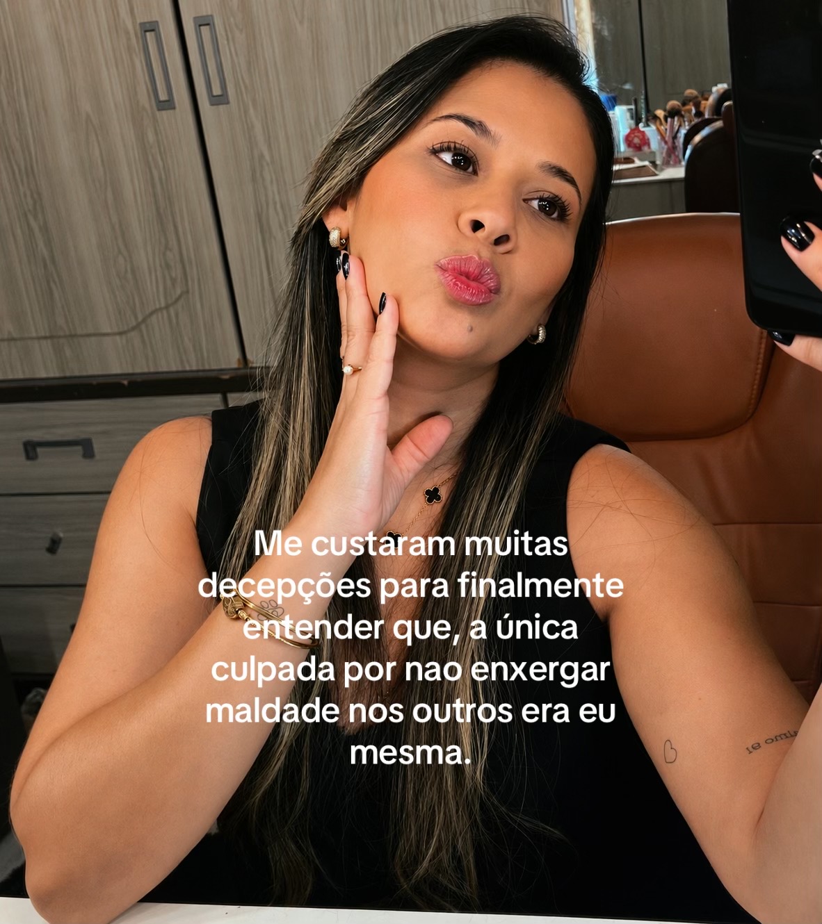 @T&aacute;lita Gomide