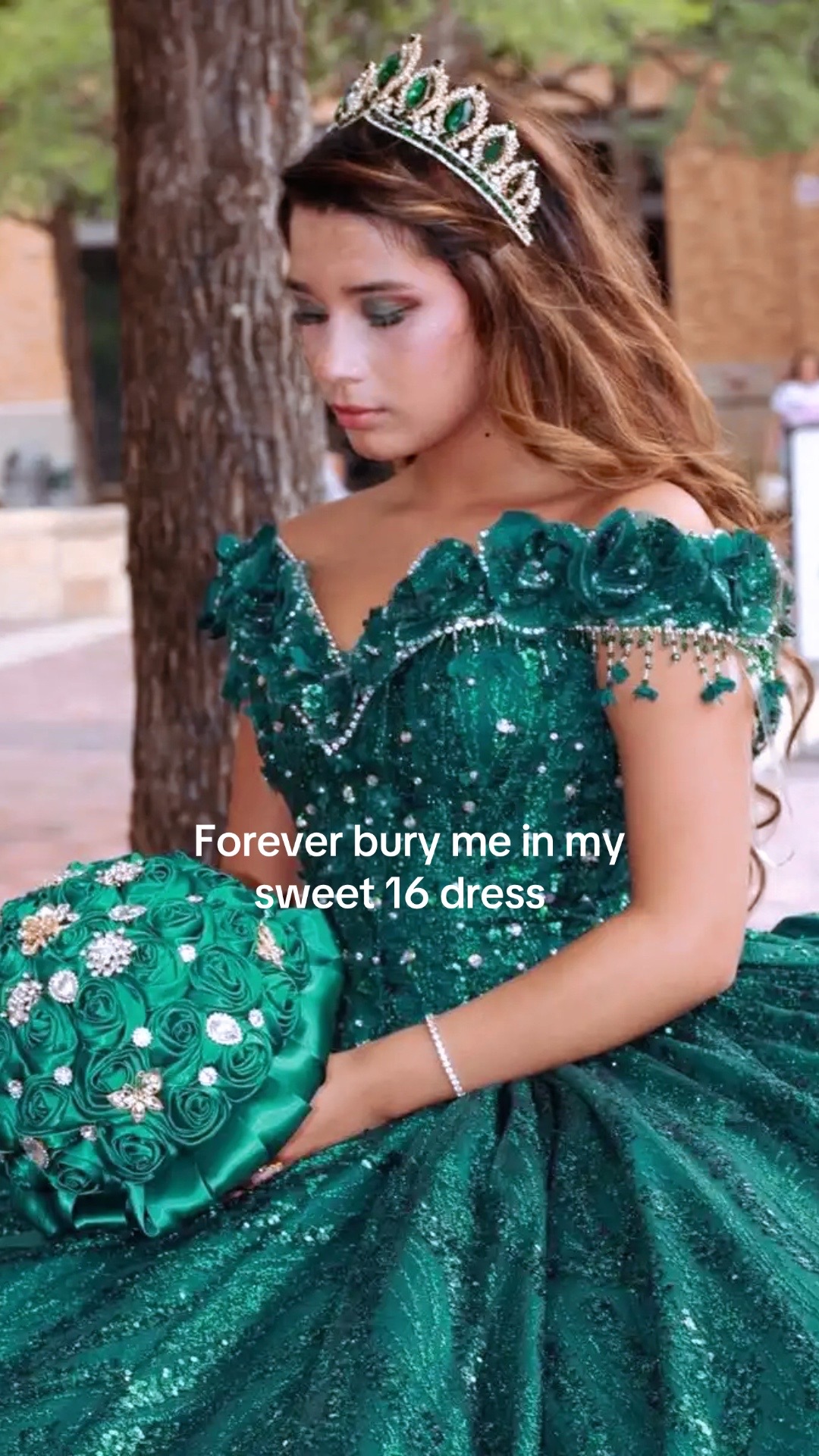 @Theyluvgabba