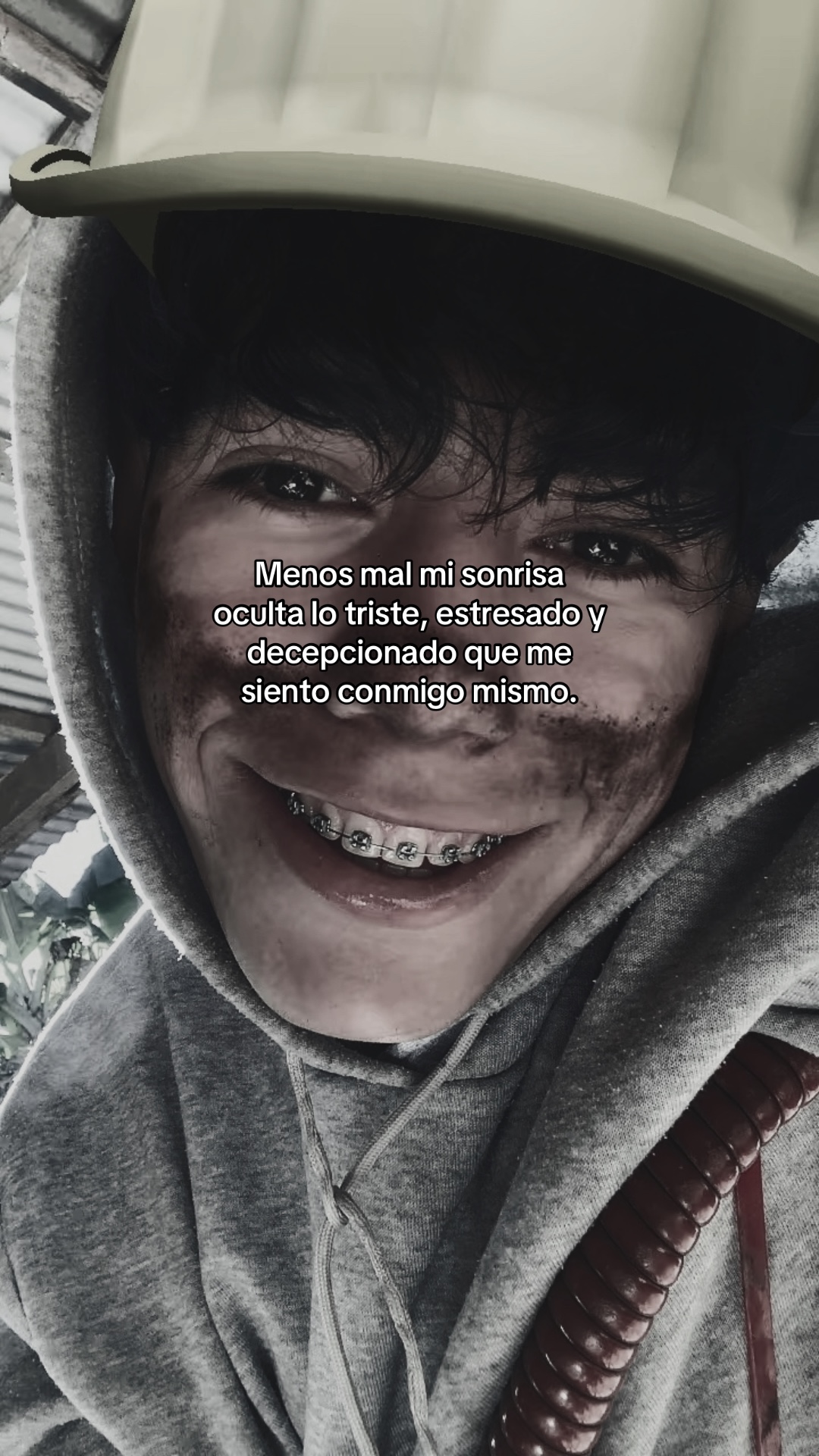 @elias.