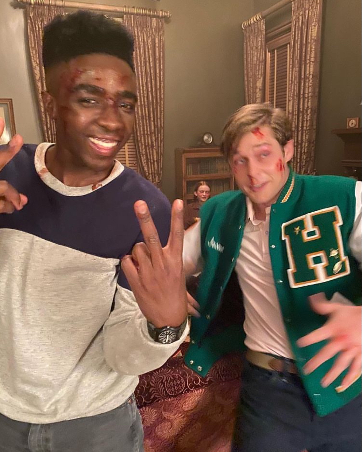 @🕸