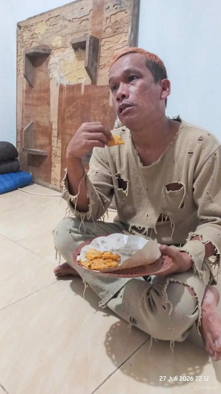 @Ajie