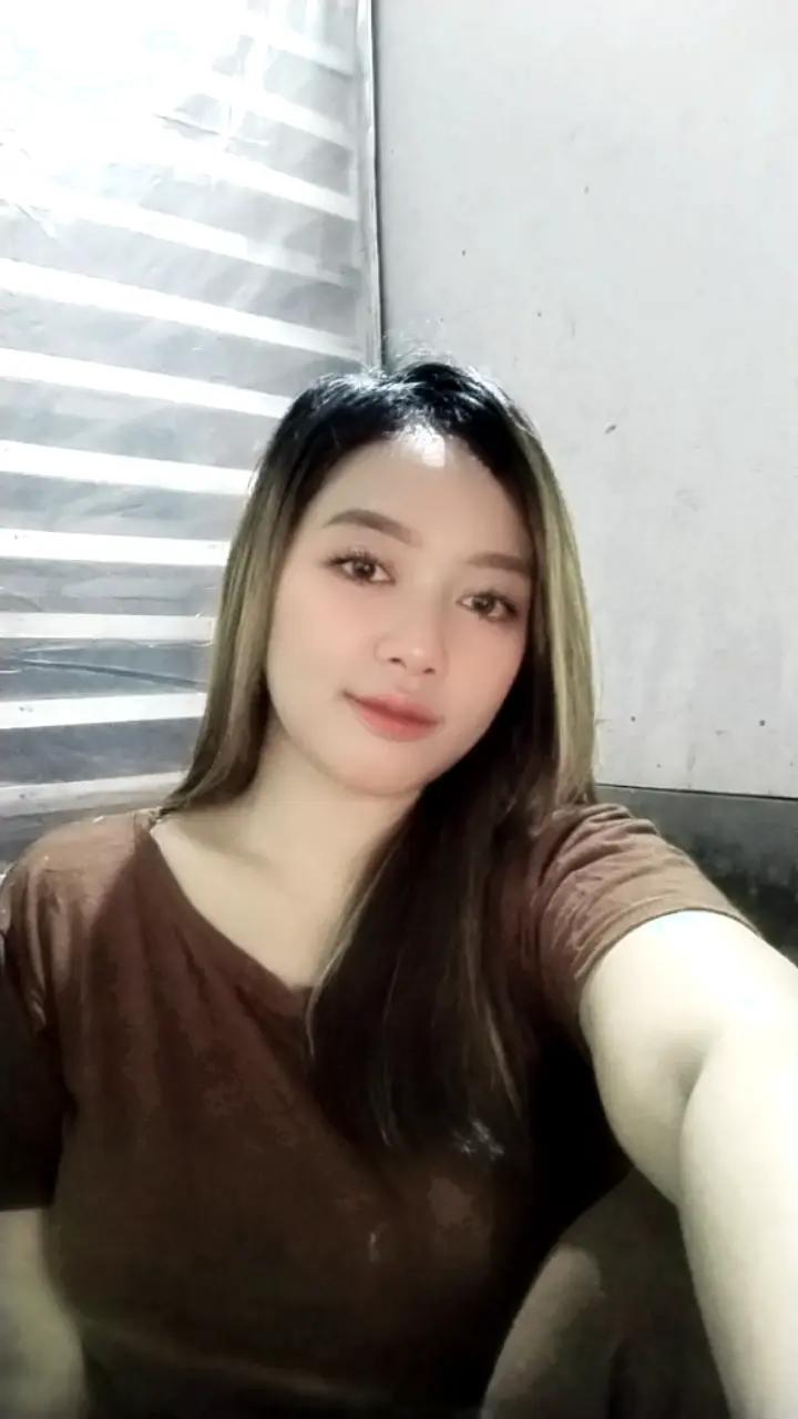 @putri khayalan🍑🫦