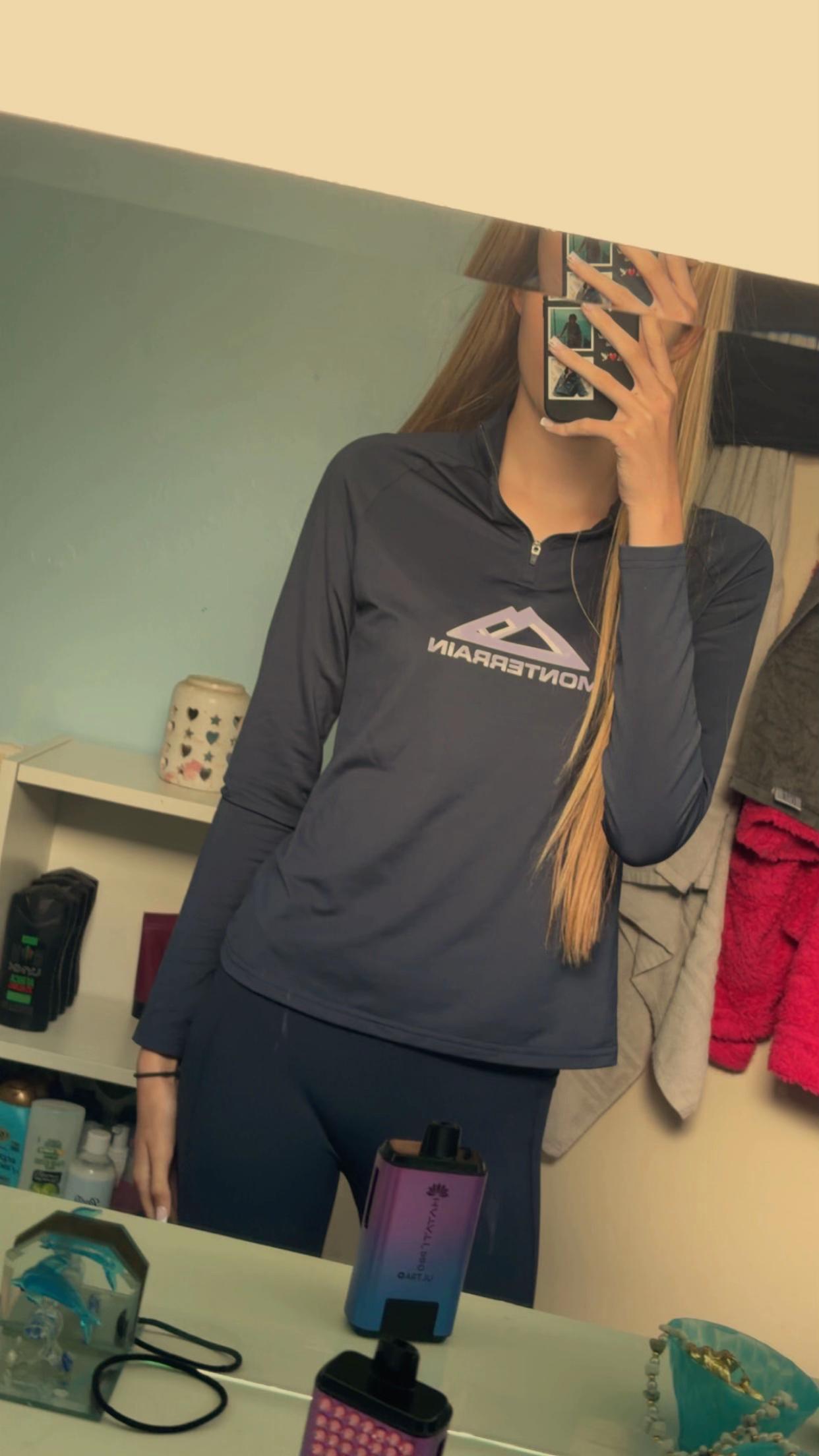 @aliciaroseꨄ