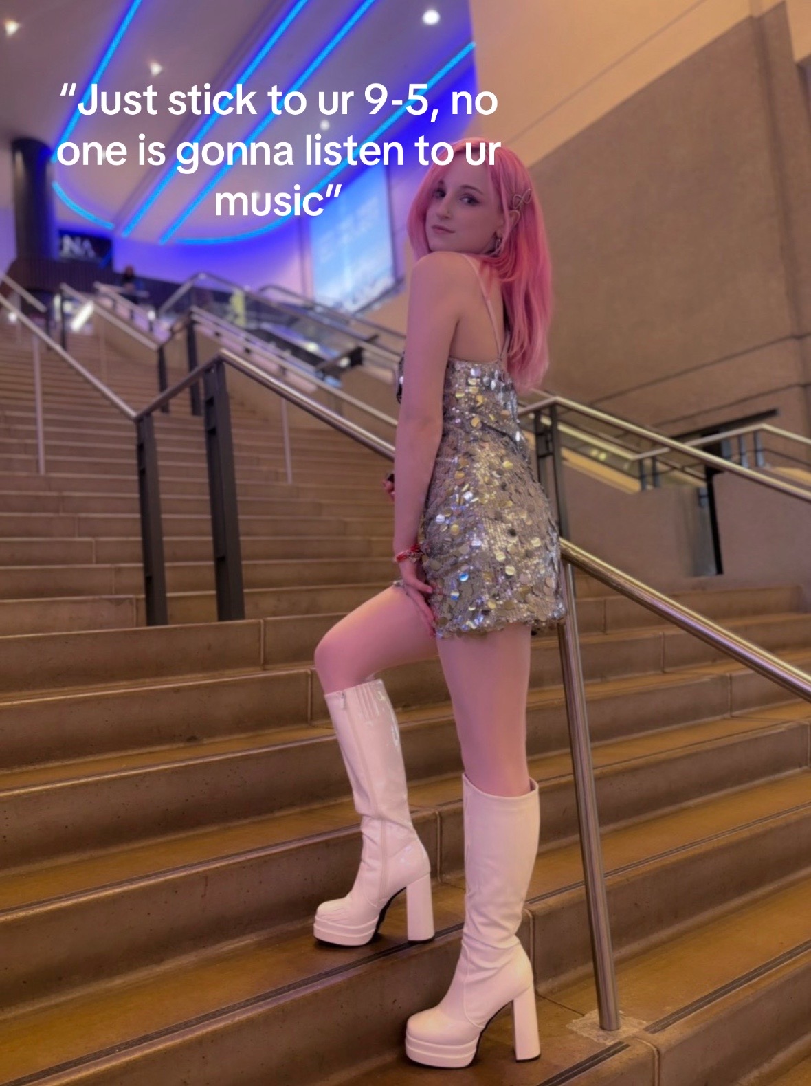 @marstomox