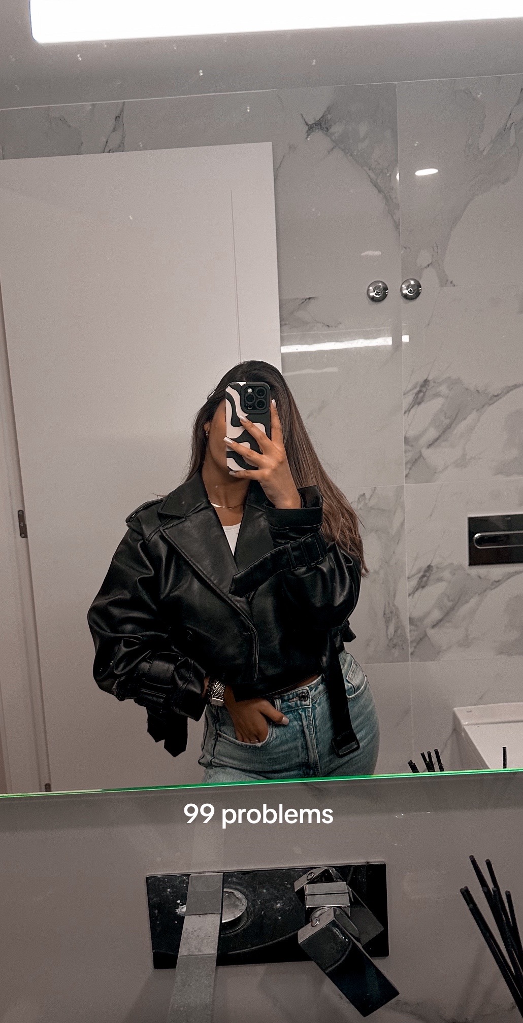 @SARA FERREIRA