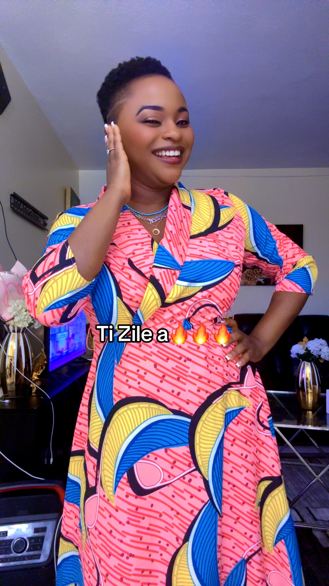 @Esther_Adassa