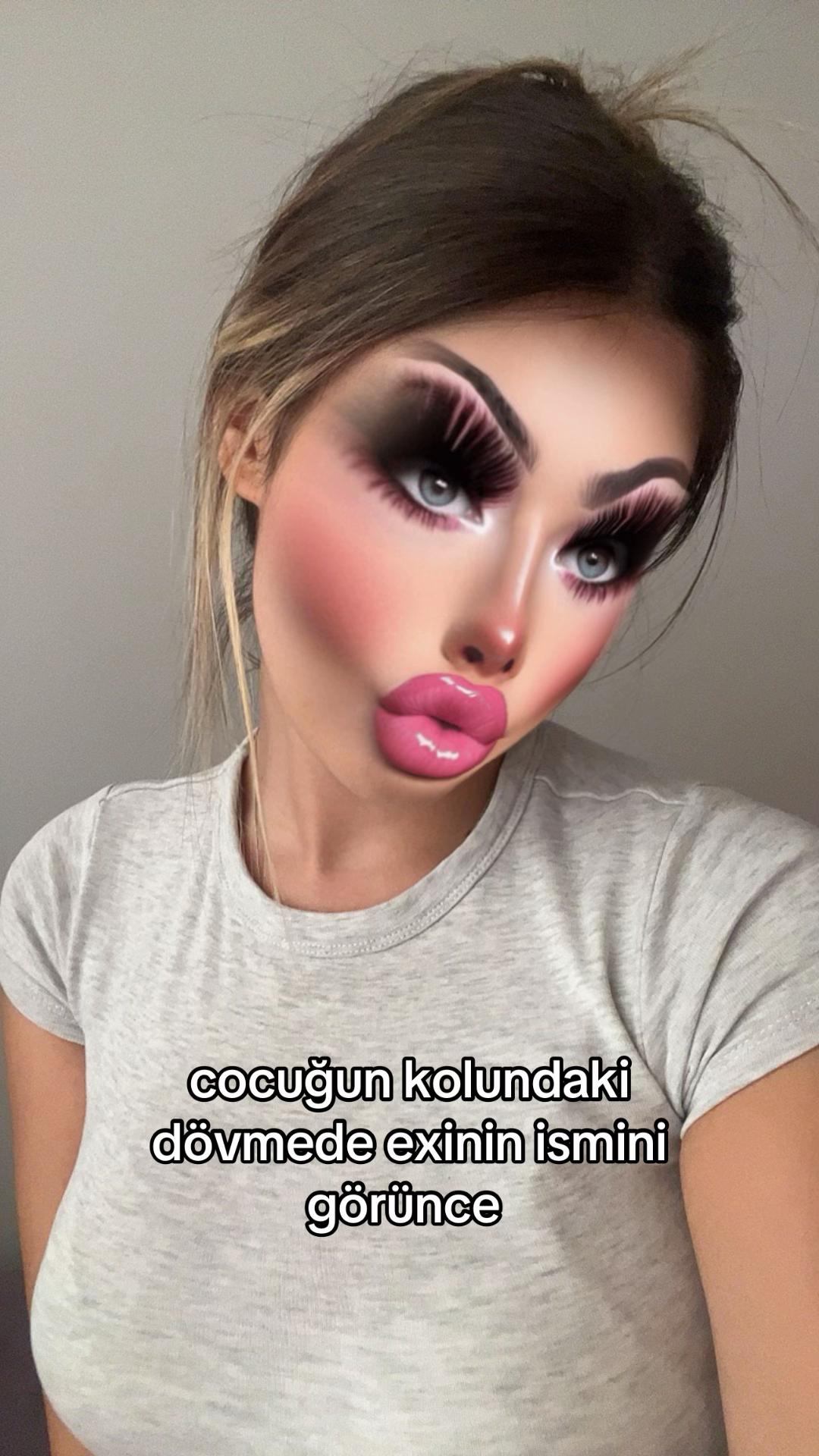 @deccalice😜😜